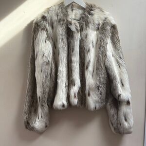 Not fur Real by Duffel Vintage Elegant Faux Fur Women's Jacket NWOT Mint!! Sexy!